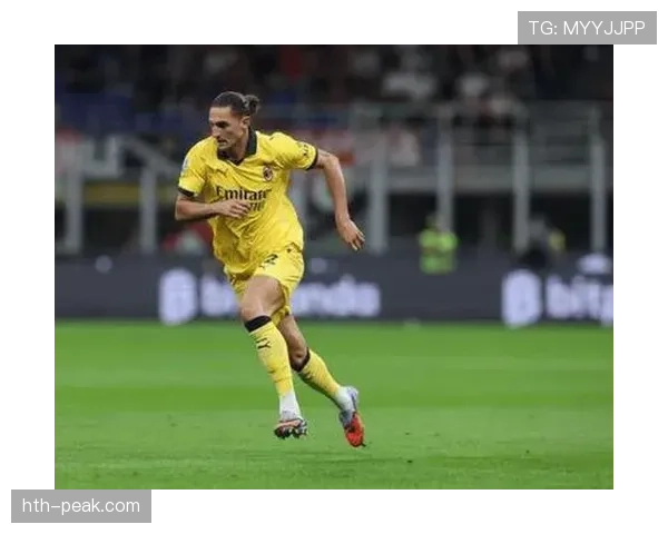 普利西奇攻防俱佳闪耀赛场,成为球队胜利的决定性人物 普利西奇攻防俱佳闪耀赛场,成为球队胜利的决定性人物