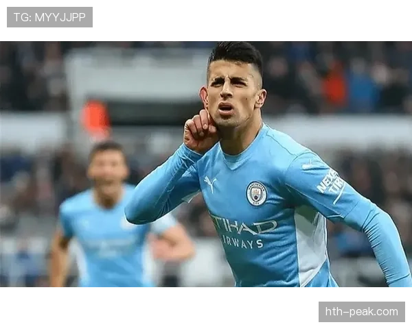 坎塞洛转会风波再起：巴萨与曼城谈判引关注，球员未来去向成焦点