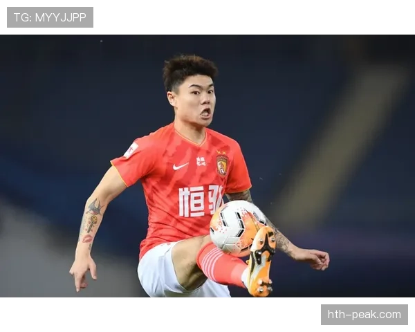 弗赖堡主帅战术灵活多变，新赛季强势表现引关注