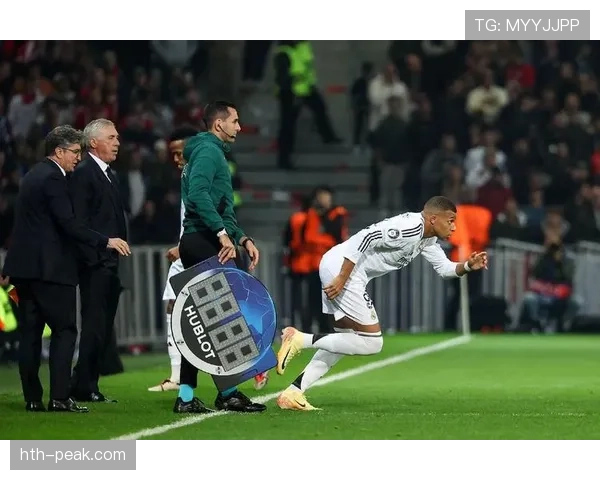 姆巴佩与安切洛蒂战术博弈成焦点，巴黎圣日耳曼表现能否借此提升引关注