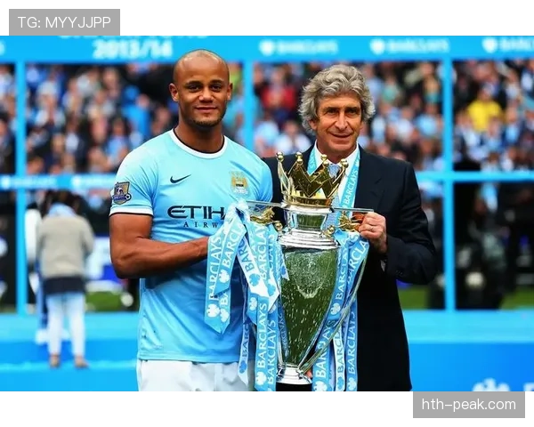 帕利尼亚防守强度对曼城中场体系的考验分析 帕利尼亚防守强度对曼城中场体系的考验分析